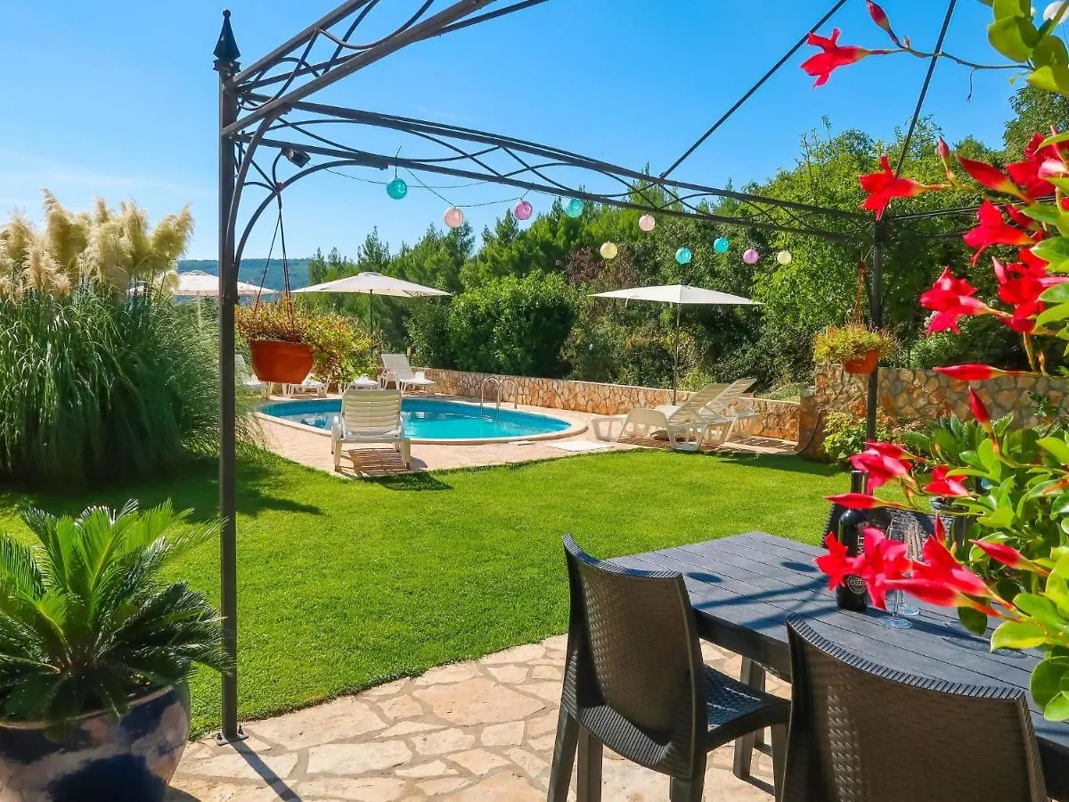 Apartment Chantal - Rac153 By Interhome Rabac